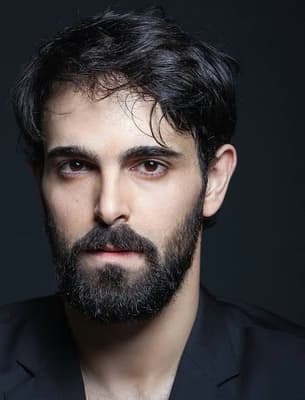 آوی آزولای