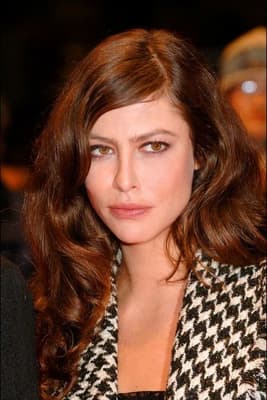 آنا موگلالیس